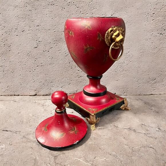 Red Tole Metal Urn-Oriental Accents-Brass Lion Head Handles-Vintage-Chestnut-Lid - Picture 5 of 10